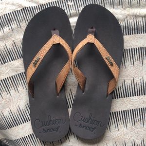 Cushion by Reef Sandals